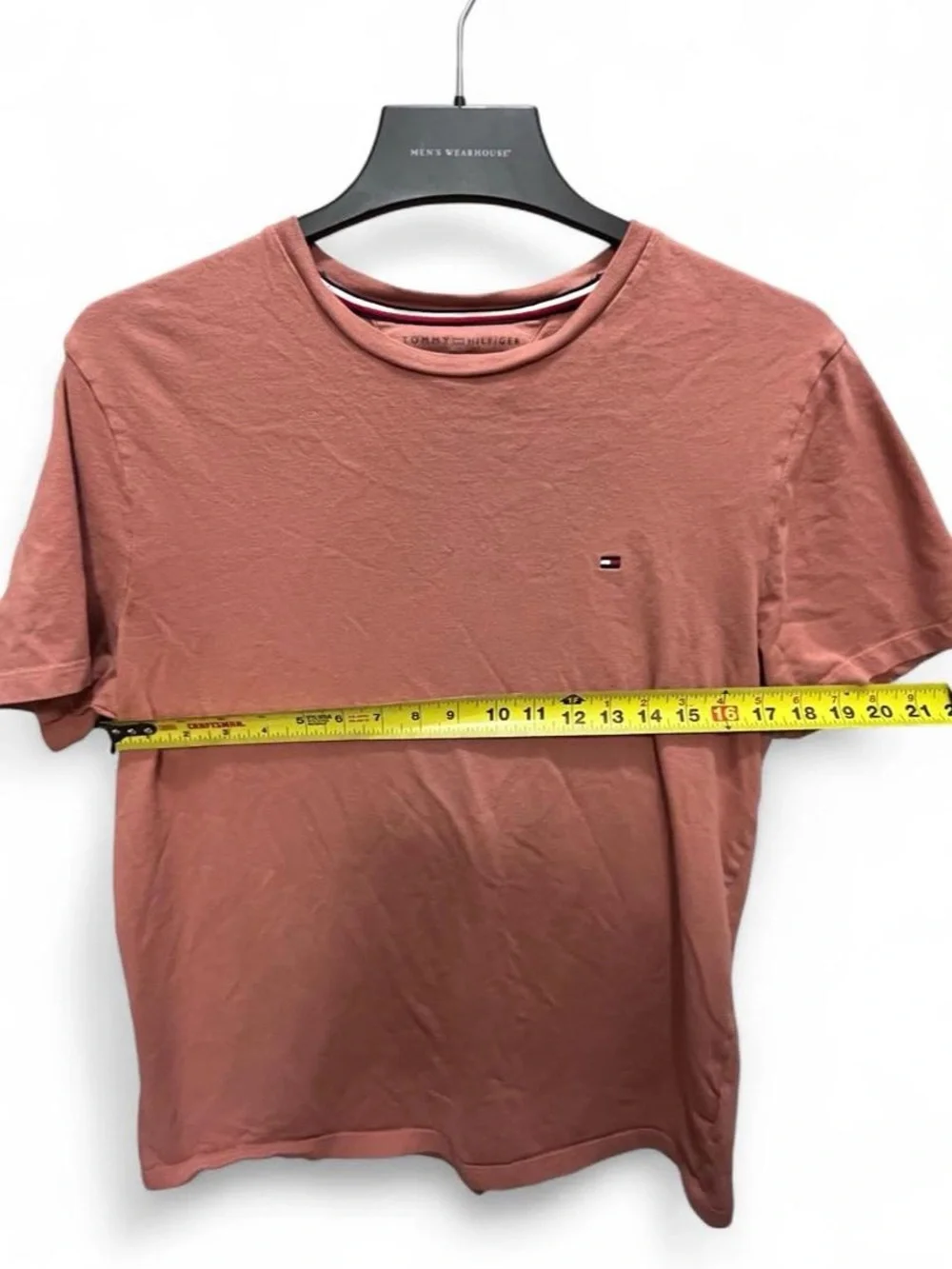 Tommy Hilfiger Pink Fall Boho Preppy Minimalist Men’s Medium 100% Cotton T-Shirt